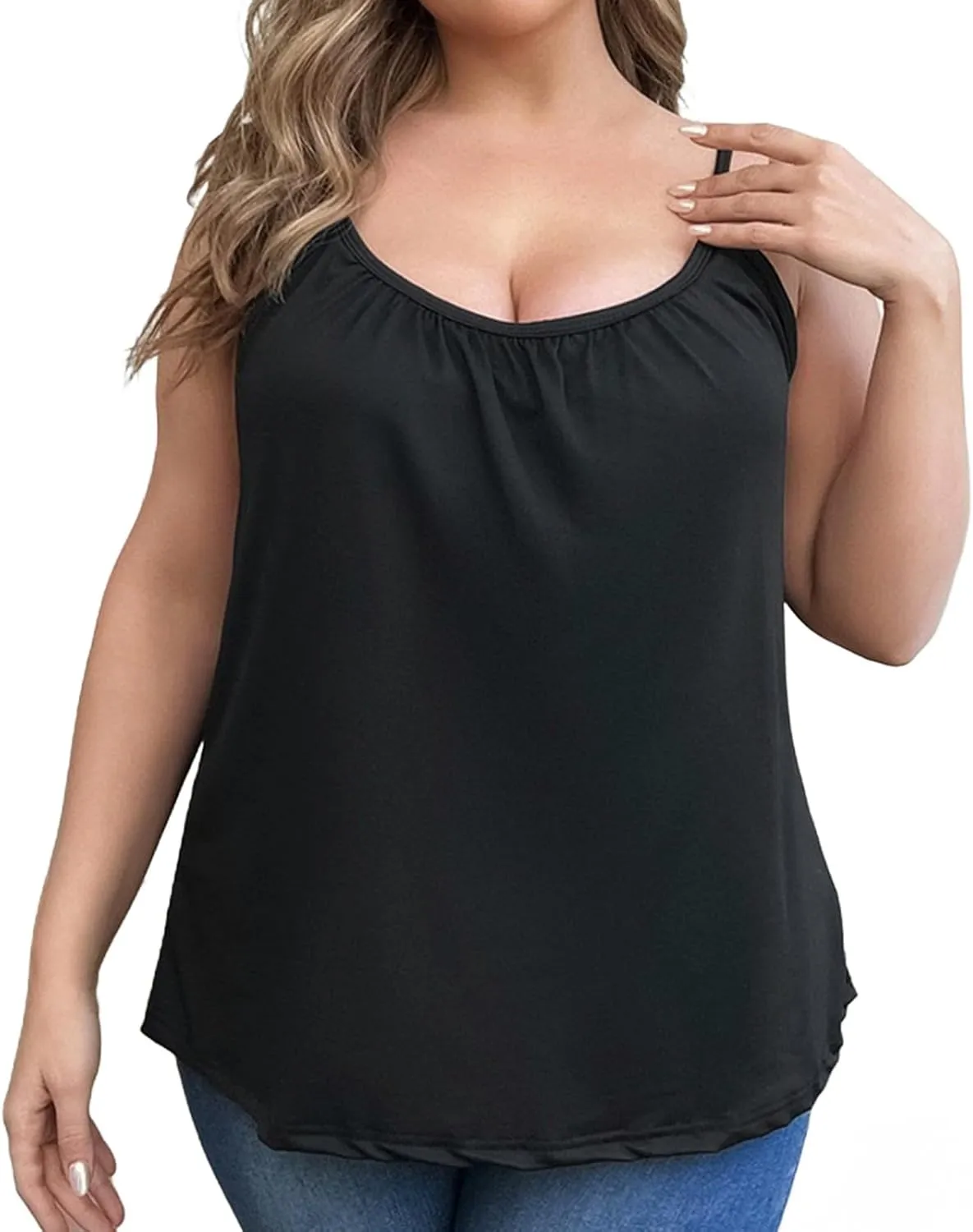Plus Size Tank Tops with Built in Bra for Women Padded Sexy Camisole Shelf Bras Casual Basic Undershirt 2025