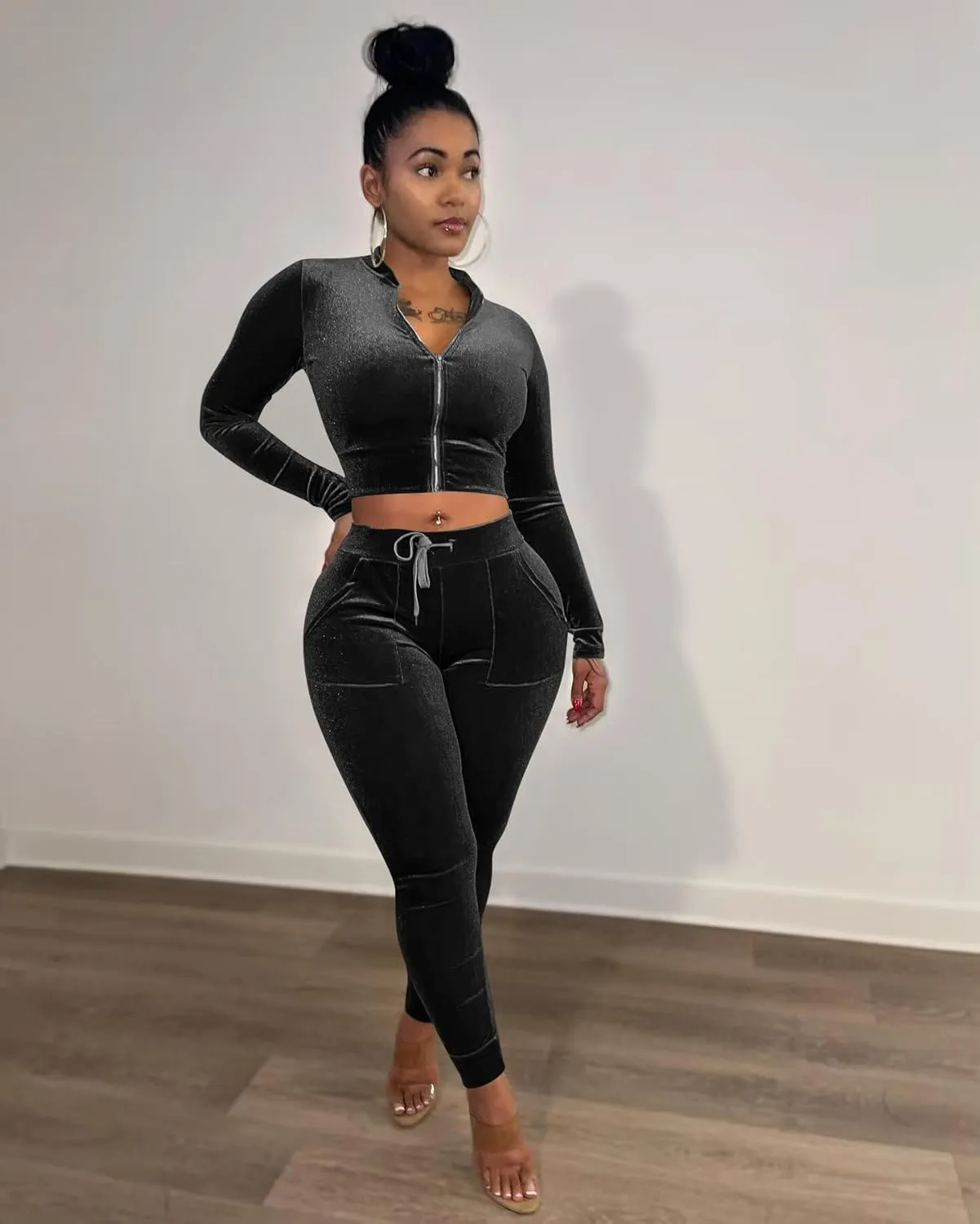 yidengymx Womens 2 Piece Velour Tracksuit Bodycon Zipper-Up Outfits for Women, Long Sleeve Crop Top Pants Jogging Sportswear