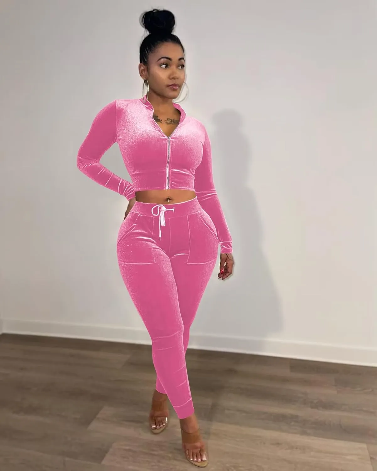 yidengymx Womens 2 Piece Velour Tracksuit Bodycon Zipper-Up Outfits for Women, Long Sleeve Crop Top Pants Jogging Sportswear