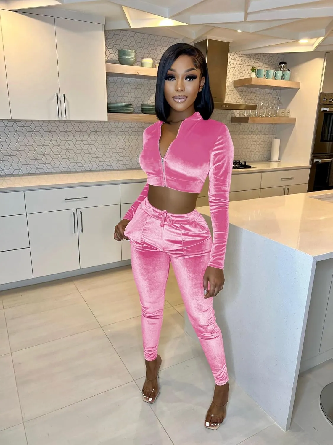 yidengymx Womens 2 Piece Velour Tracksuit Bodycon Zipper-Up Outfits for Women, Long Sleeve Crop Top Pants Jogging Sportswear