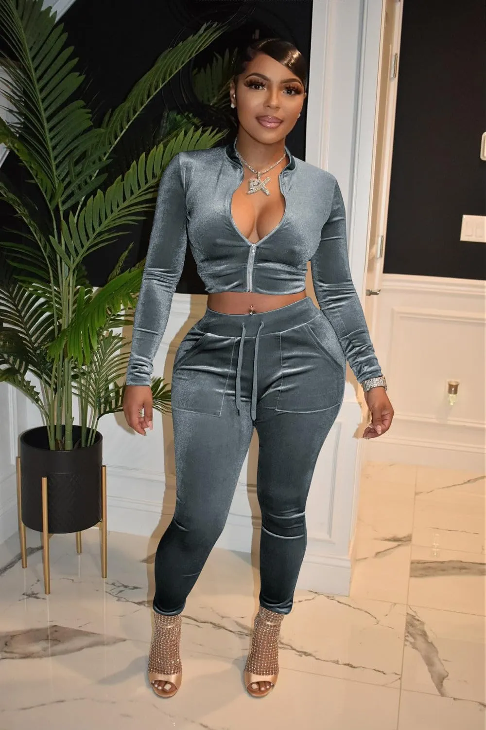 yidengymx Womens 2 Piece Velour Tracksuit Bodycon Zipper-Up Outfits for Women, Long Sleeve Crop Top Pants Jogging Sportswear